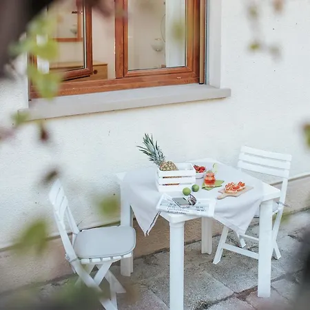 Villa Mailu *